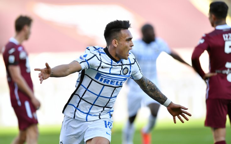 Интер дръпна с девет точки на Милан след осма поредна победа (галерия)