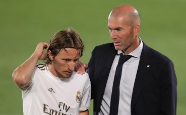 Наставникът на Реал Мадрид Зинедин Зидан похвали неостаряващия халф на