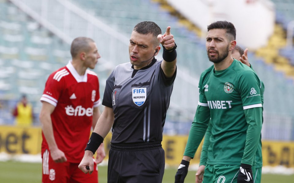 Трима от международните ни съдии получиха наряди за 32-ия кръг