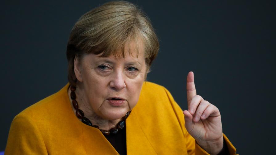 COVID-19: Меркел защити разпределението на ваксините в ЕС
