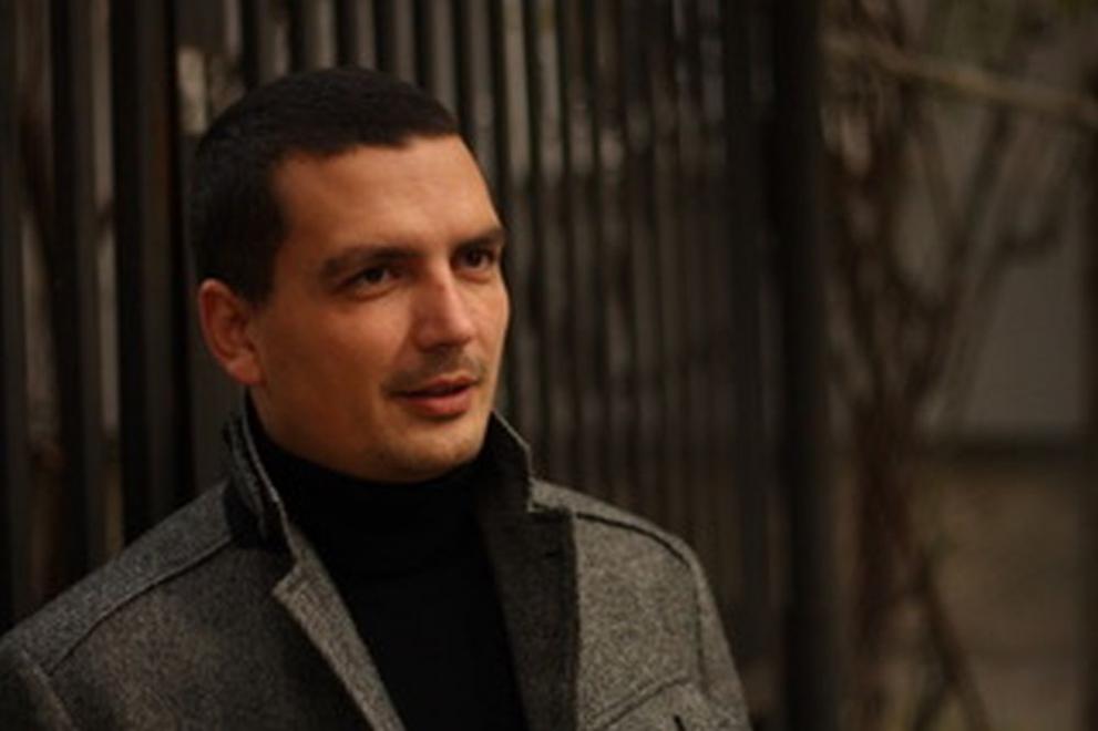 Сценаристът на „Отдел Издирване“ Александър Чобанов