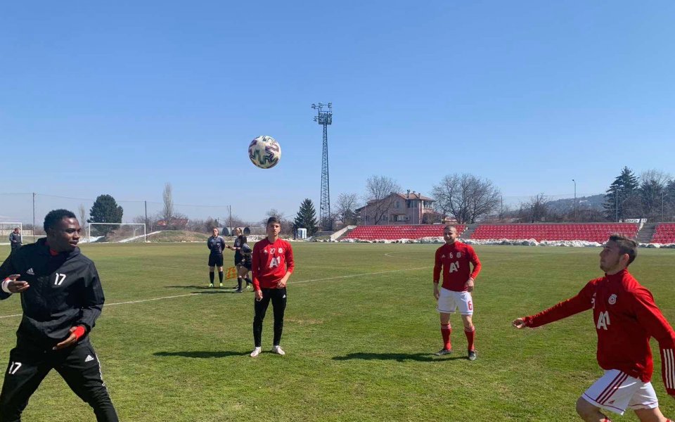 ЦСКА отстъпи на Литекс с 1:2 в контролна среща, играна