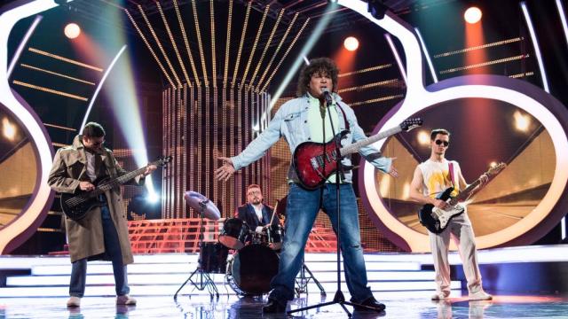 Рок изпълнение донесе първа победа на Азис в „Като две капки вода“ – сезон 9 All Stars (ГАЛЕРИЯ)