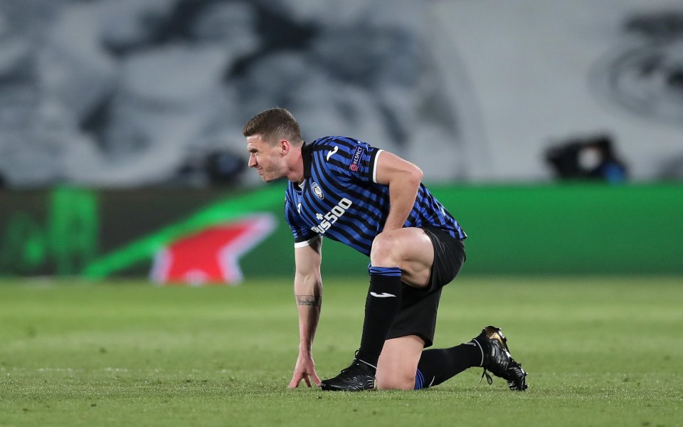 Левият халф-бек на Аталанта Робин Госенс попада в трансферните планове