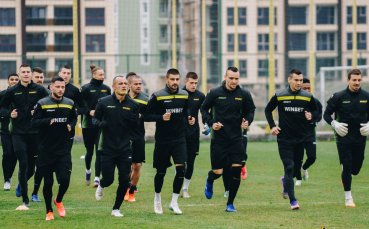 Двама футболисти на Ботев Пловдив дадоха положителен тест за COVID 19 Това