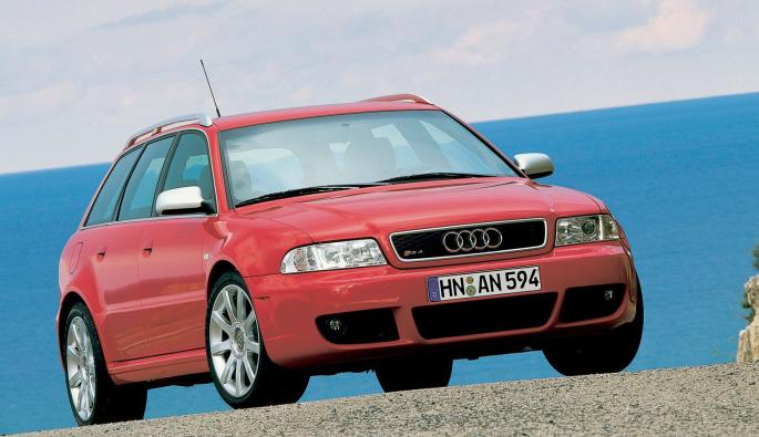  Audi RS4 Avant 2000