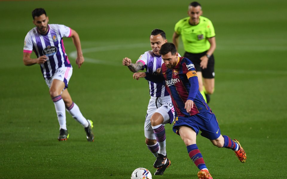 Отборите на Барселона и Валядолид играят при резултат 0:0 в