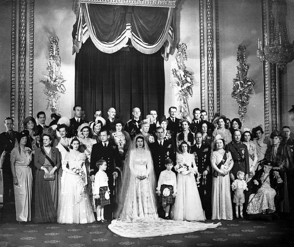 Официална снимка от сватбата на принц Филип и принцеса Елизабет