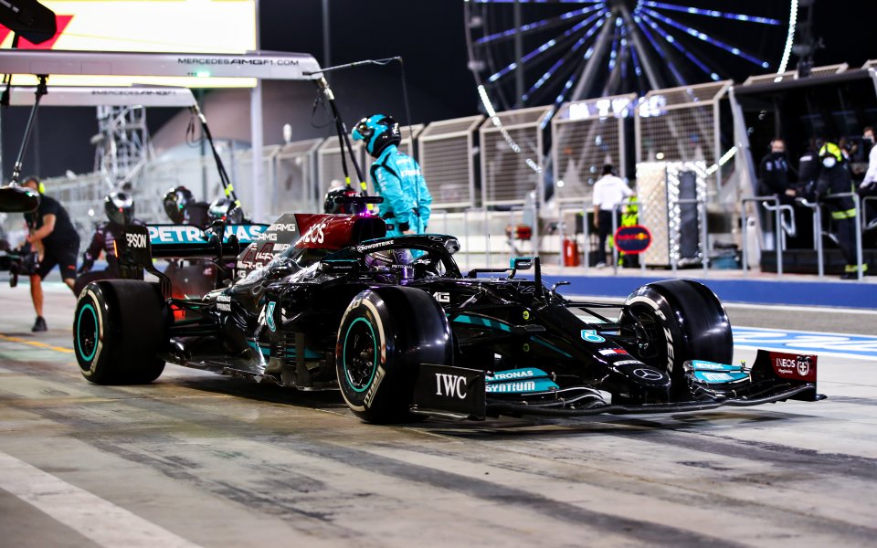 Мерцедес обяви промени в техническата си структура. От 1 юли