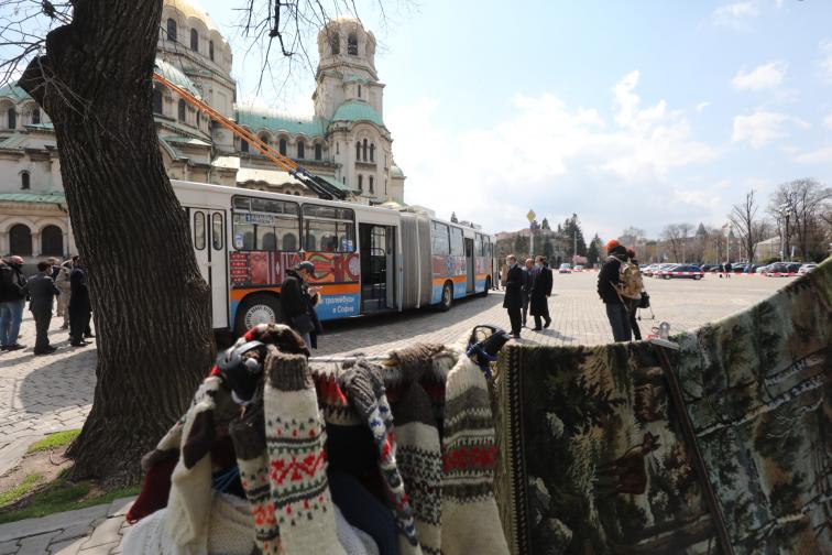 80 години от първия тролейбус в София