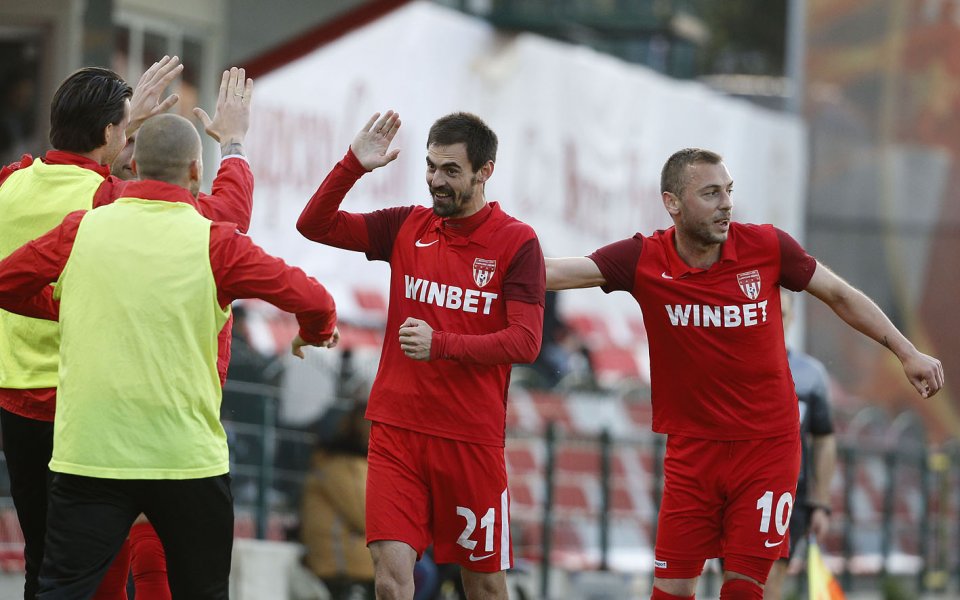 Отборите на Царско село и Арда играят при