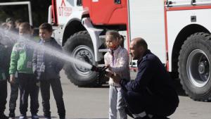 Тренировка обучение пожар деца училище