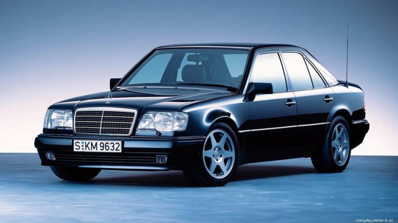 Mercedes Benz 500E