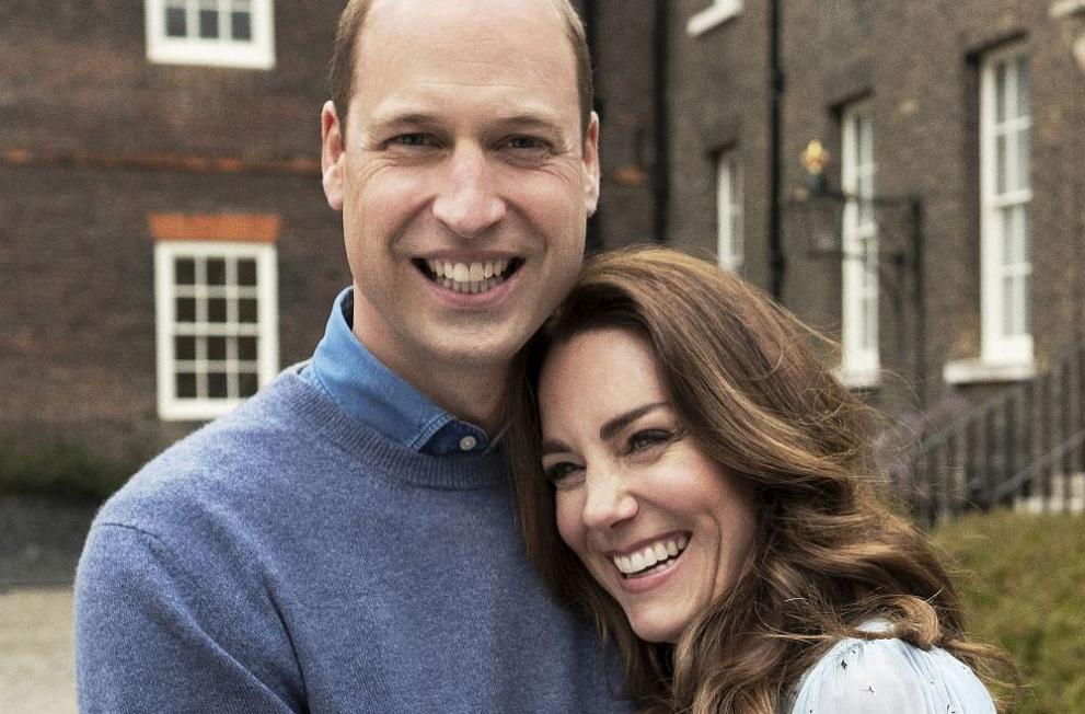 Британският принц Уилям и съпругата му Кейт отбелязват едно десетилетие като семейство