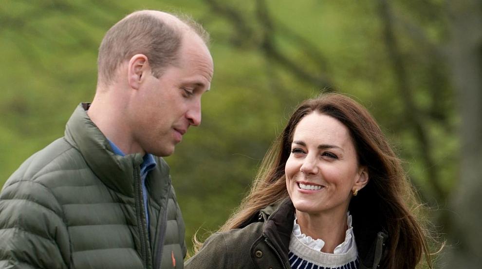 Кралски особи във фермата: Уилям и Кейт се запознаха с фермерския живот (СНИМКИ)