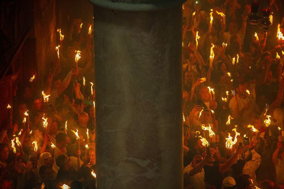 Решението на Светия Синод тази година да не изпрати своя