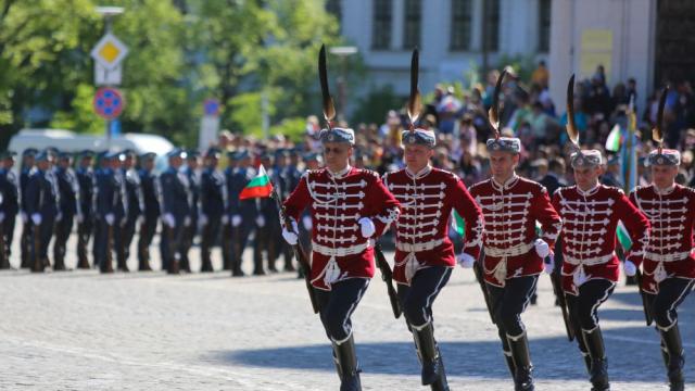 6 май е - Честваме Деня на храбростта и празника на Българската армия (СНИМКИ)
