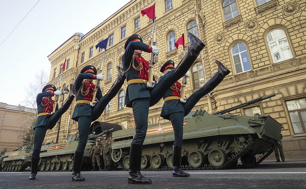 Картинка парад в москве