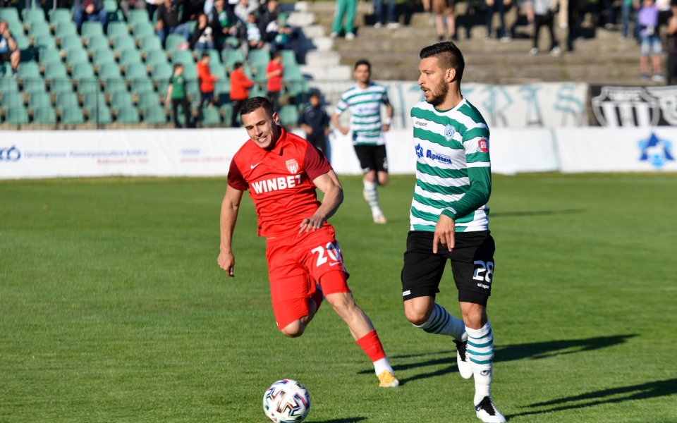 Царско село и Черно море се изправят един срещу друг