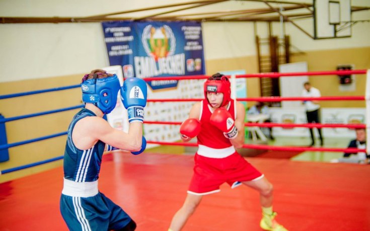 Трима българи в битки за финалите на Европейското в Розето днес