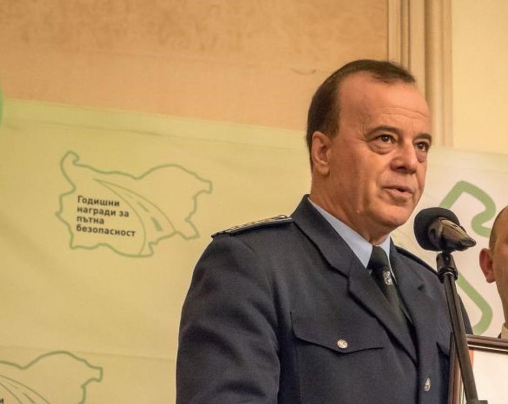 Шефът на столичния КАТ Тенчо Тенев е открил хапче в