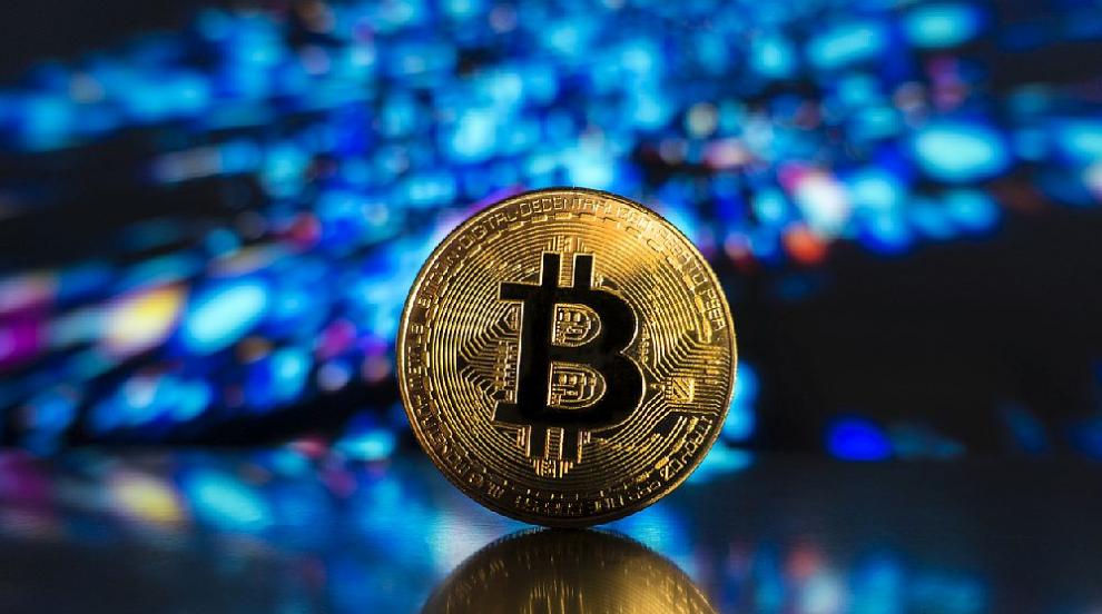 След трудна година: Биткойнът се върна над 85 000 долара