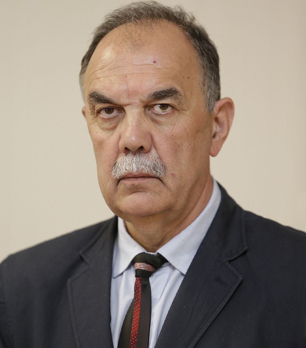 Станимир Парашкевов работи 27 години в системата на МВР, като в периода 2009 г. - 2013 г. е директор на Областната дирекция на МВР в Търговище. 