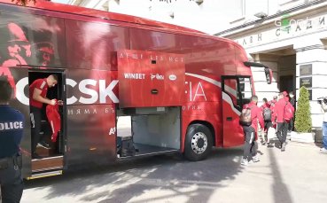 Футболистите на ЦСКА пристигнаха на Националния стадион Васил Левски Тази