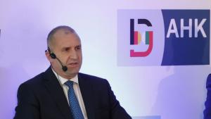 Румен Радев