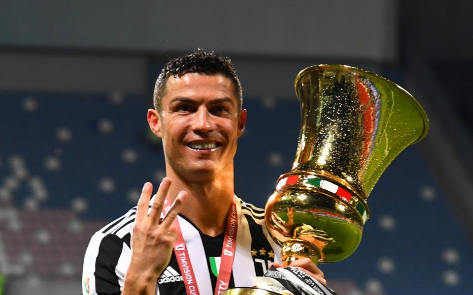 Манчестър Юнайтед вече се е свързал със звездата на Ювентус