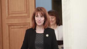 Народните представители ще изслушат председателя на ЦИК Камелия Нейкова в