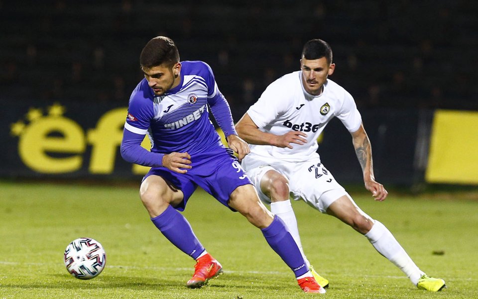 Преслав Боруков беше над всички при победата на Етър с