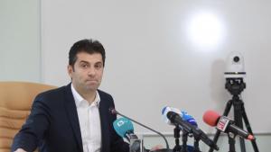 Кирил Петков