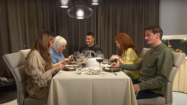 Завръщане в детството с „Черешката на тортата