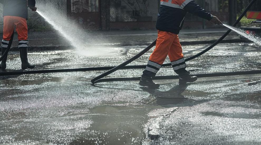 Затварят транспортни подлези в София за миене на улици през април