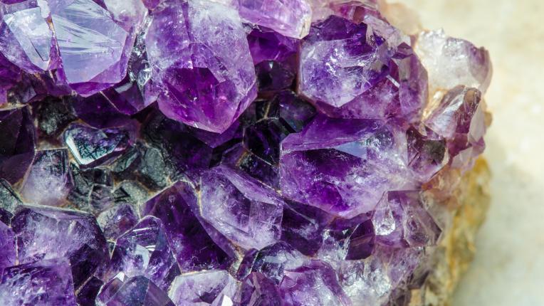 7 кристали и минерали с магически способности