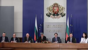 областни управители Янев