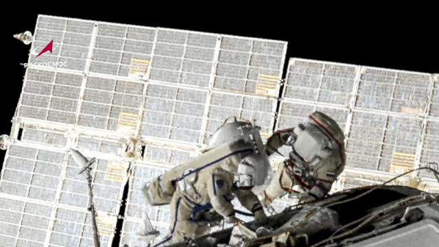 Първата космическа разходка на Олег Новицки и Пьотр Дубров за 2021 г. (СНИМКИ)