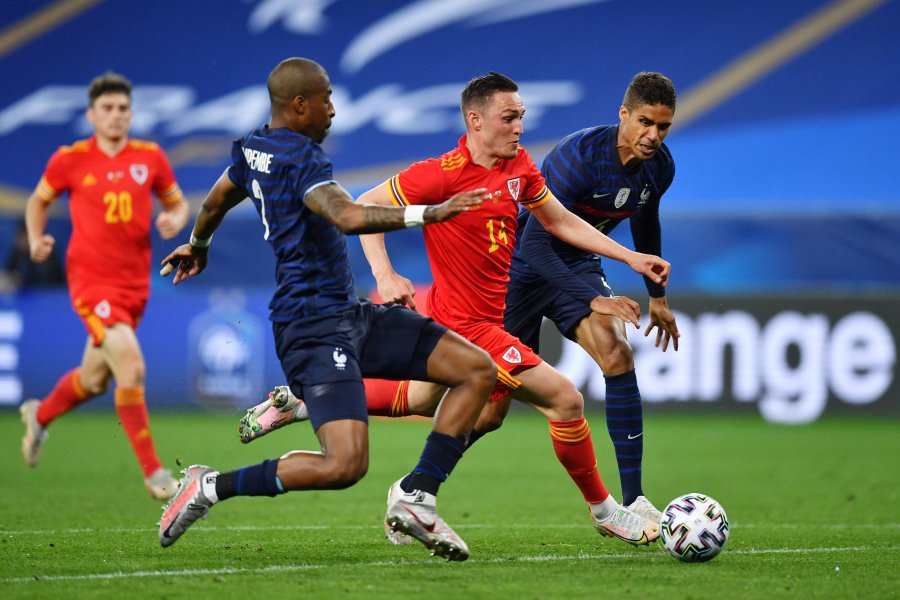 Англия против Франции. France vs. Friendly Matches Football. Roberts Wales.