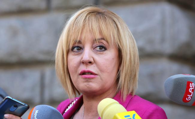 Мая Манолова става председател на Комисията за защита на потребителите