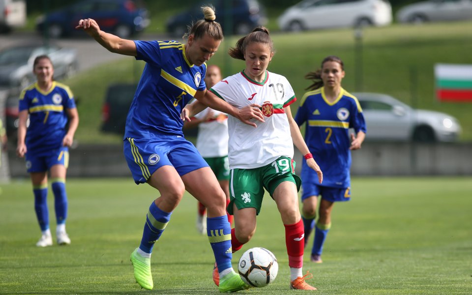 Географията на женския футбол в България продължава да се разширява.
