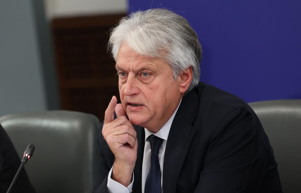 Искаме да направим сериозни структурни промени в МВР. Това каза