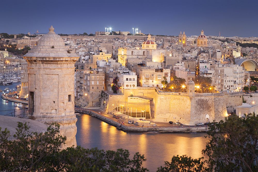 Столицата на Малта Валета е основана от магистъра на йоанитския орден Жан Паризо дьо ла Валет през 1566.