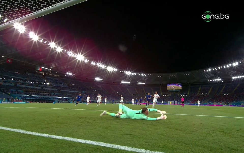 Чиро Имобиле вкара за 3:0 срещу Швейцария.
