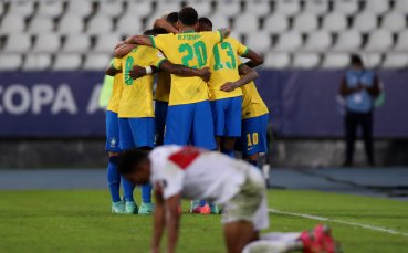 Бразилия разгроми Перу с 4 0 и оглави класирането на група