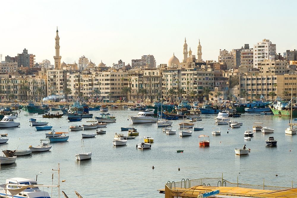 Александрия е най-голямото морско пристанище и втори по големина град в Египет