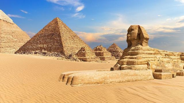 Как са построени пирамидите в Египет?
