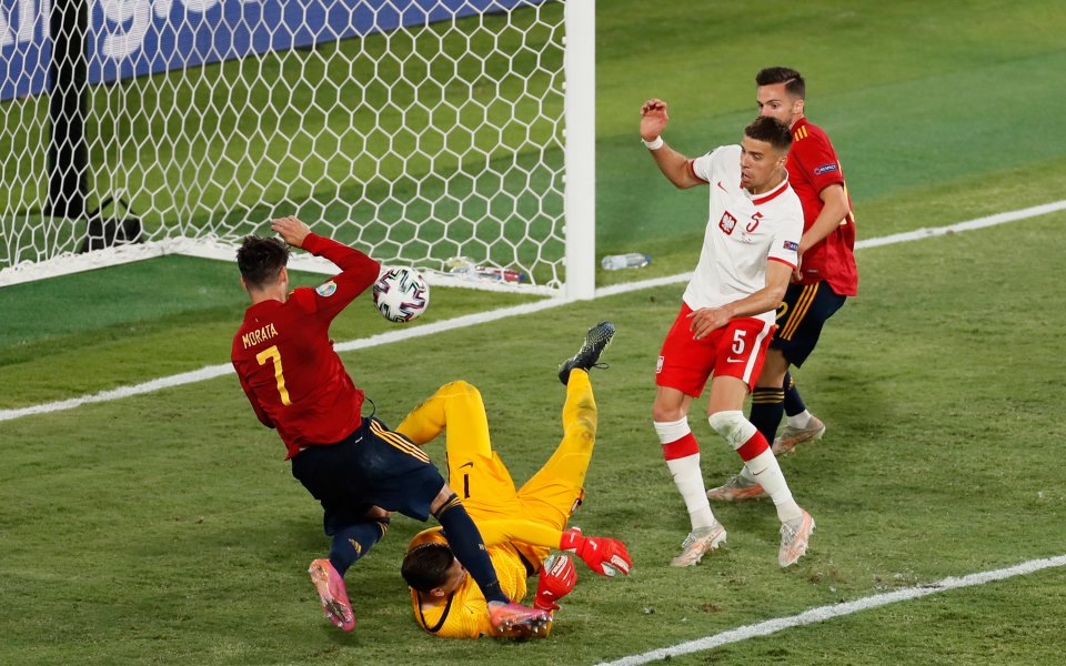 Испания и Полша завършиха 1:1 във втория двубой и за