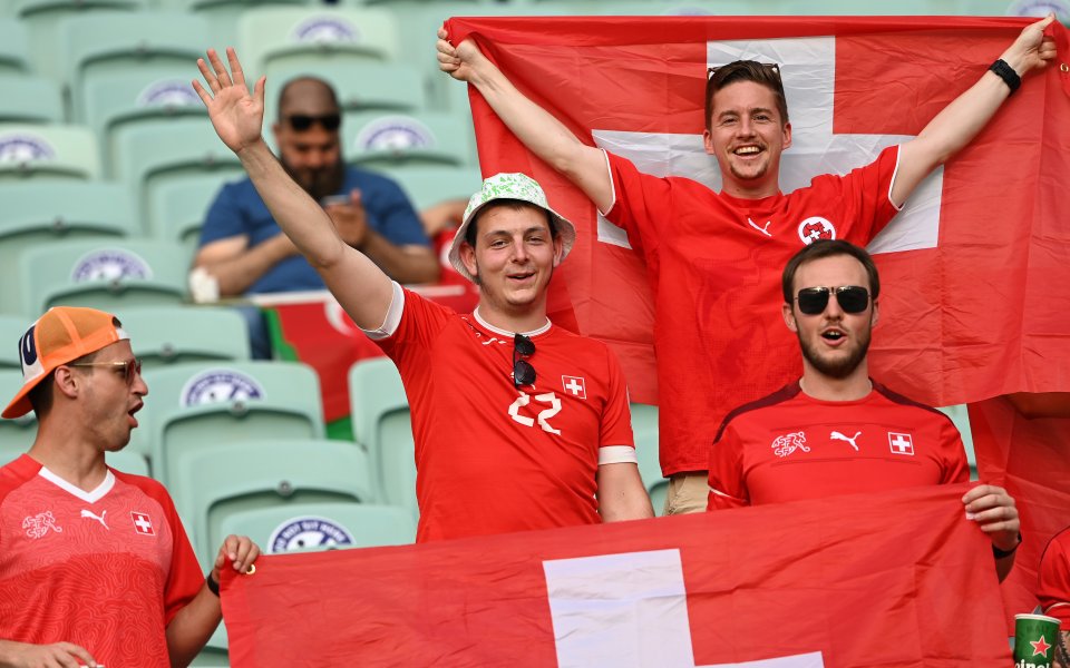 Швейцария се изправя срещу Турция в мач от група "А"