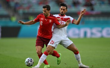 Швейцария и Турция играят при 2 0 в мач от група